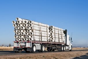 Overloaded or Improperly Loaded Cargo: Who Is Liable—The Shipper, Loader, or Driver?